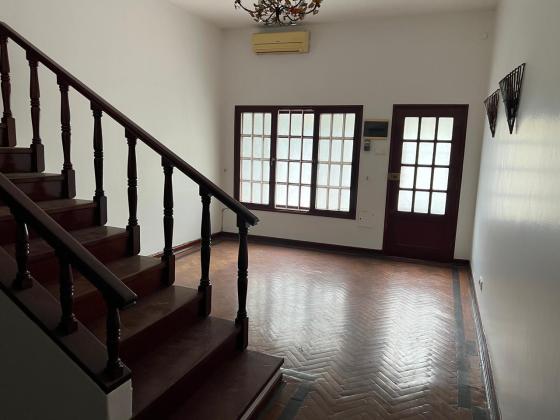 Arrenda-se moradia duplex T2 com anexo - B. CENTRAL