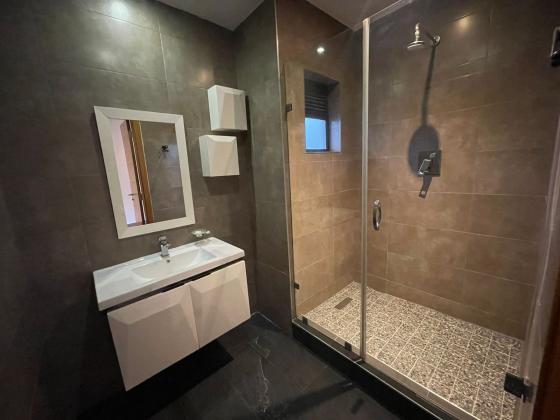 Vende-se Moradia Duplex T3+1 no Bairro Triunfo_Proxima ao Joss Village