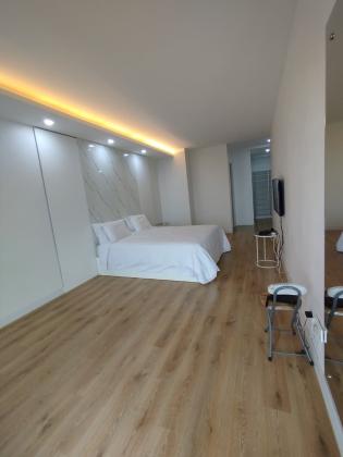 MOBILADA - arrenda-se flat T2 com piscina, ginasio e vista ao mar