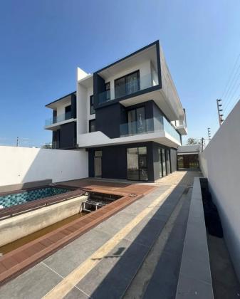 Vende-se moradia T5 (4 suites) com piscina e anexo