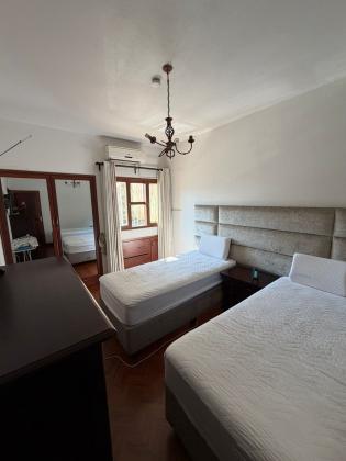 MOBILADA - Arrenda-se flat t3 no 1⁰ andar em predio curto - POLANA