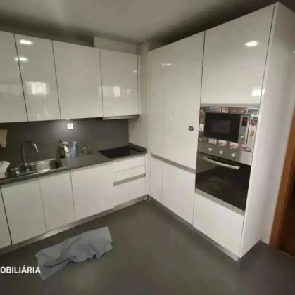 Arrenda-se flat T3 suite com piscina e ginasio - POLANA