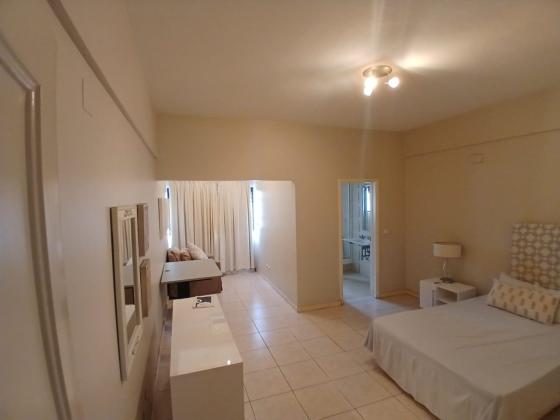 Vende-se moradia T6 (6 suites) com piscina e anexo - SOMMERSCHIELD II