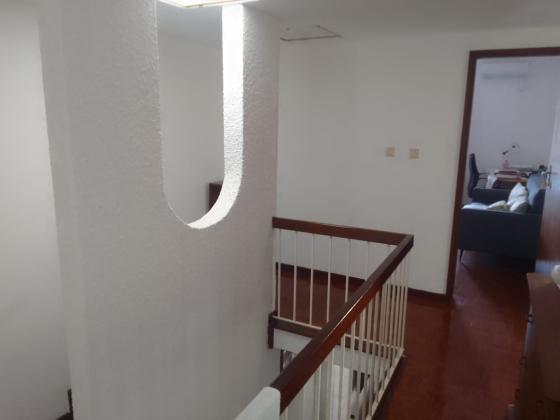 Vende-se moradia T4 climatizada - COOP