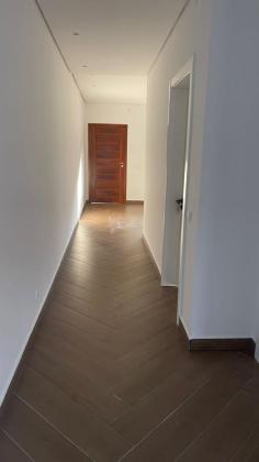 Vende-se moradia geminada T6 (3suites) com piscina e anexo