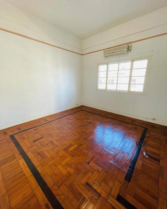 Arrenda-se flat T3 no 2⁰ andar - MIMO'S POLANA