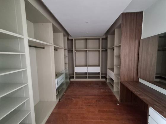 Vende-se moradia T4 com piscina e anexo - SOMMERSCHIELD II