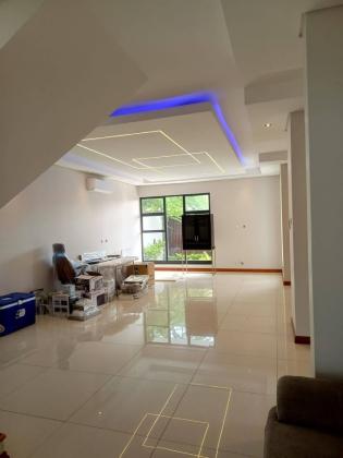 Vende-se moradia T5 (5 suites) com piscina e anexo