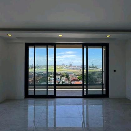 Vende-se flat T3 com vista ao mar e piscina - MARITIMO
