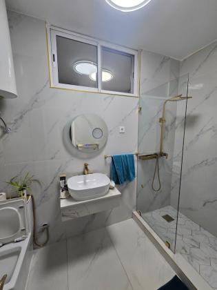 Vende-se flat T3 com vista ao mar e 2 elevadores - JULIUS NYERERE