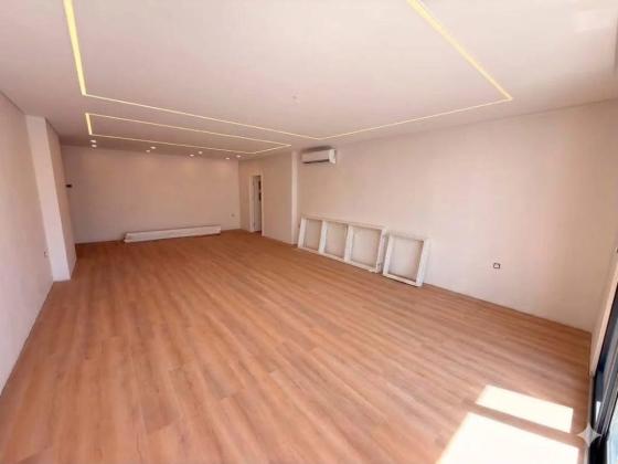Vende-se Moderno Apartamento T4 próximo ao Radisson
