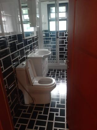 Arrenda-se moradia T7 com piscina - SOMMERSCHIELD