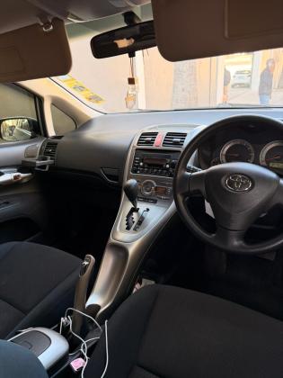 Toyota Auris modelo 2008