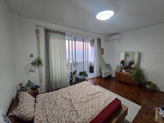 Vende-se flat T3 com vista ao mar e 2 elevadores - JULIUS NYERERE