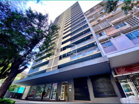 Arrenda-se flat T3 suite em predio novo - POLANA
