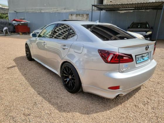 Lexus IS350