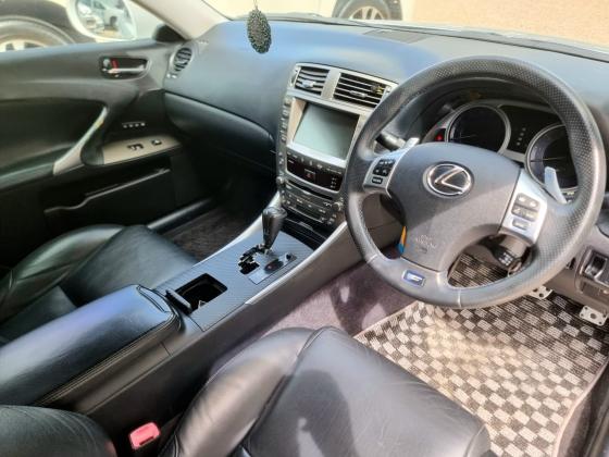 Lexus IS350