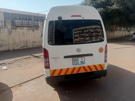 Toyota Hiace Quantam