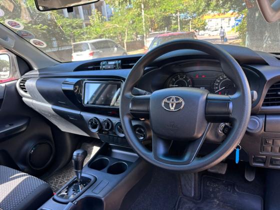 Toyota Hilux 2022 Automática