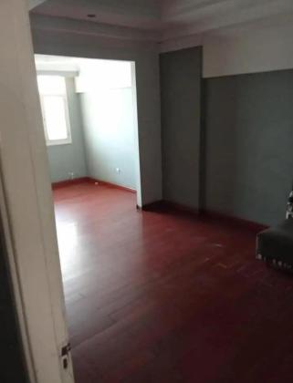 Vende-se AP T2 n zona do ponto final