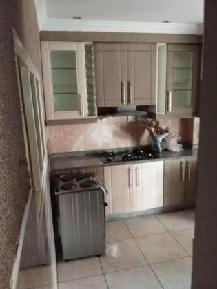 Vende-se AP T2 n zona do ponto final