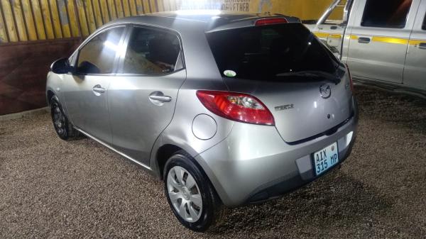 Mazda Demio