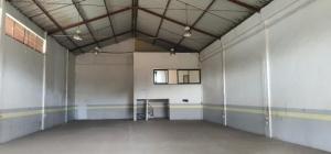 Arrenda-se armazem com 450m² de area - AV. DO TRABALHO
