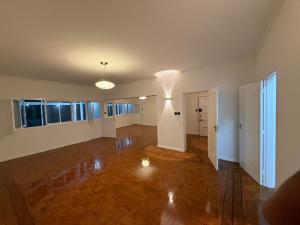 Arrenda-se Espaçoso Apartamento T3 no Bairro Central_Av. 24 de Julho