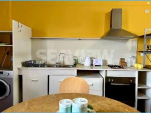 Vende-se Apartamento T1 Mobilado no Bairro Central_Av. 24 de Julho
