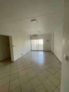 Arrenda-se Apartamento T3 no Condomínio Casa Jovem_Bairro Costa do Sol