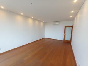Arrenda-se Apartamento T2+1 no Condomínio Maputo Bay