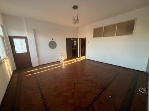 Vende-se Espaçoso Apartamento T3 na Coop_Proximo ao Tribunal Administrativo