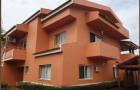 Arrenda-se moradia T4 com piscina em condominio - AV. MARGINAL