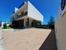 Moradia T4 (4 suites) com piscina, ginasio e salao de festas - EM FRENTE A PRAIA