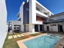 Vende-se Espaçosa Moradia T5 no Bairro Triunfo Novo