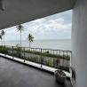 Vende-se flat T3 de frente ao mar e com anexo - AV. MARGINAL