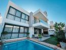 Arrenda-se moradia T4 (4 suites) com piscina e gerador - TULIPAS