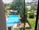 Arrenda-se Moradia geminada T3, 1⁰ andar com piscina com estacionamento no bairro do triunfo, cond