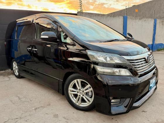 TOYOTA VELLFIRE 2.4cc 2009 RÉCEM CHEGADO