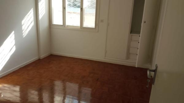 Arrenda-se flat T3 suite no 1⁰ andar - POLANA