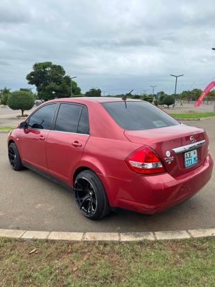 NISSAN TIIDA 1.5cc Sport
