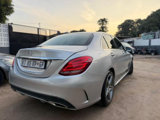 MERCEDES BENZ C200 W205 2017 AMG LINE