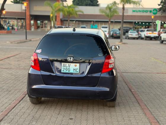 HONDA FIT 1.3cc 2008/9