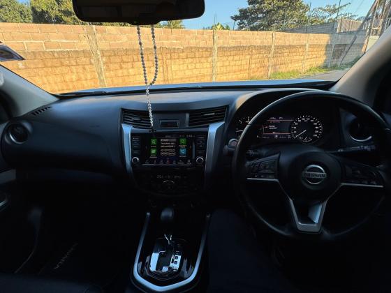 NISSN NAVARA 2022 4x4