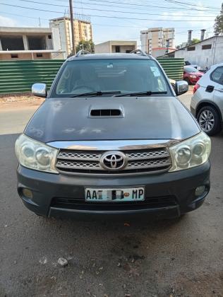 Toyota Fortuner 2011 Manual 4X4