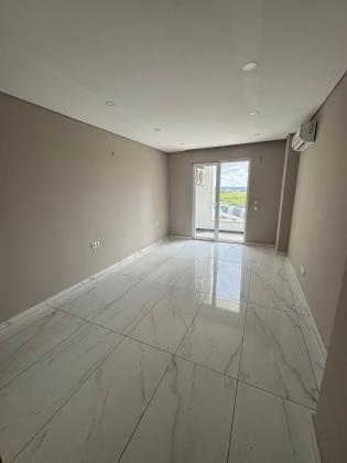 arrendo excelente apartamento t3 com vista mar no Deco Assus
