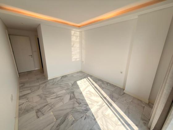 Arrenda-se flat T3 com piscina campo de basket - PALMAR