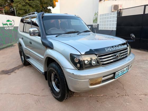 TOYOTA LAND CRUISER PRADO 2.7cc 4x4