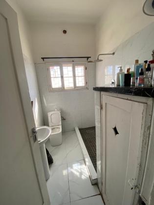 Vende-se flat T3 climatizada em predio curto - POLANA