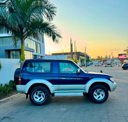 TOYOTA LAND CRUISER PRADO 2.7cc 4X4
